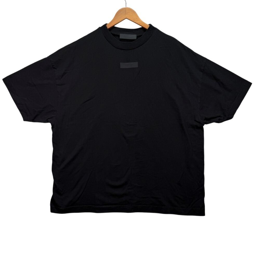 Essentials Fear of God T Shirt Men's Black FOG Rubber Patch Back Neck Logo M